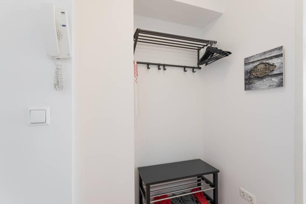 Bright Apartment In Hip & High Quality Neighborhood 비엔나 외부 사진