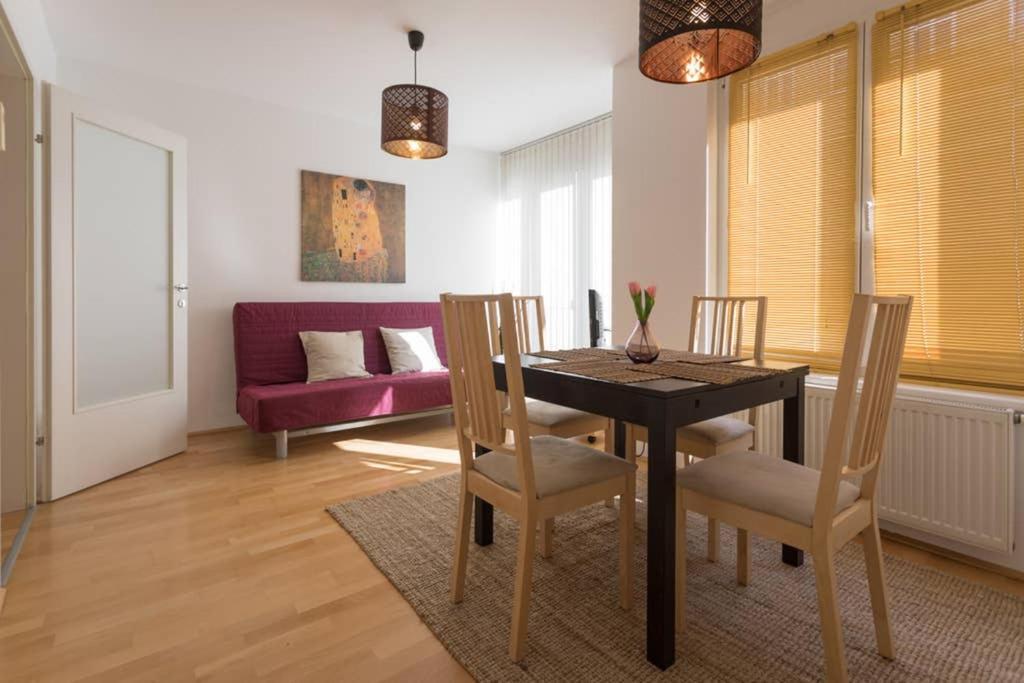 Bright Apartment In Hip & High Quality Neighborhood 비엔나 외부 사진